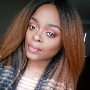 Meet your Posher, Monique